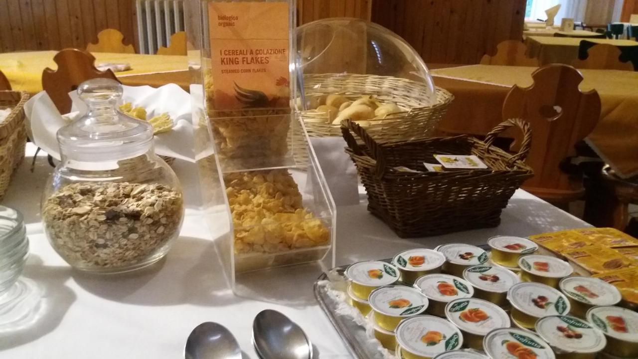 Albergo Moretti Сенигалия Екстериор снимка