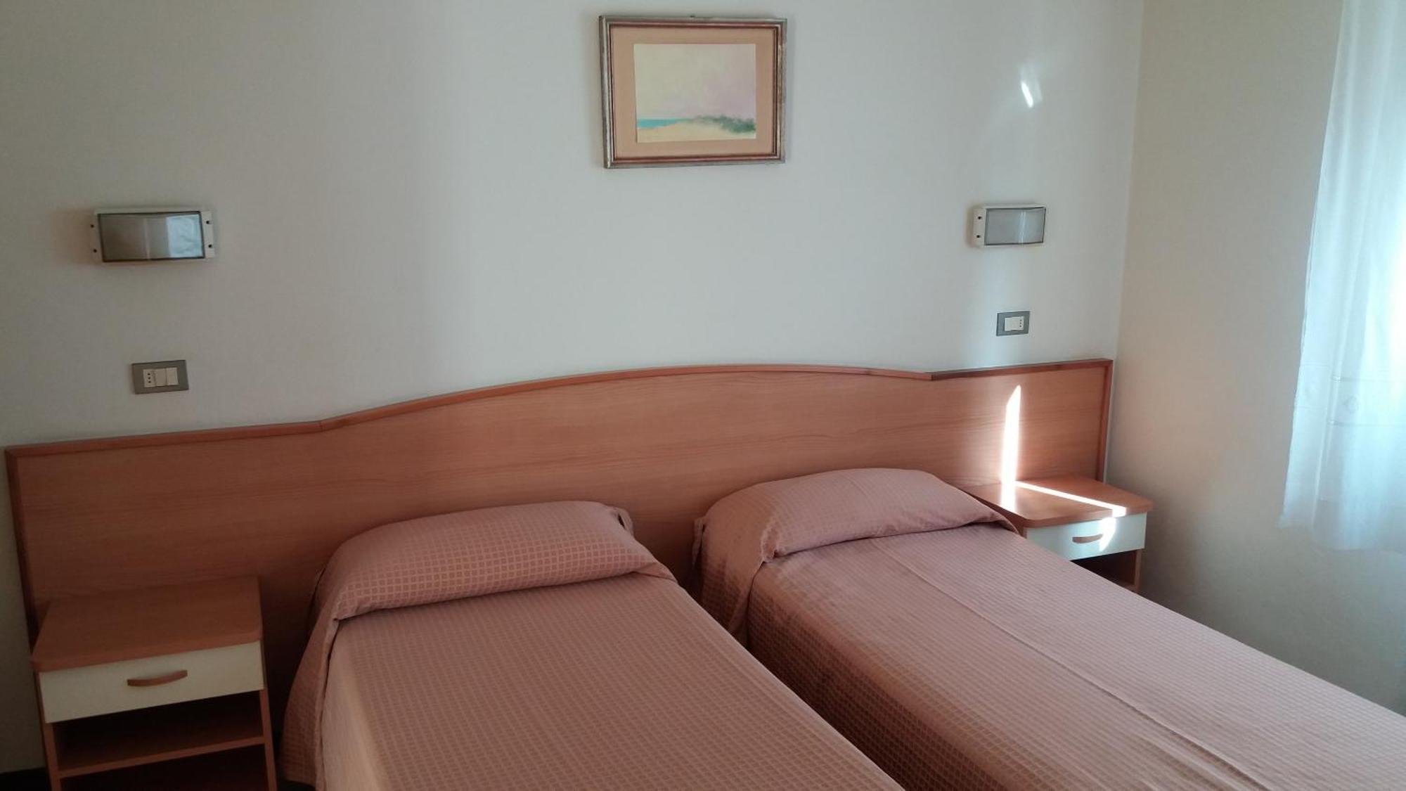 Albergo Moretti Сенигалия Екстериор снимка